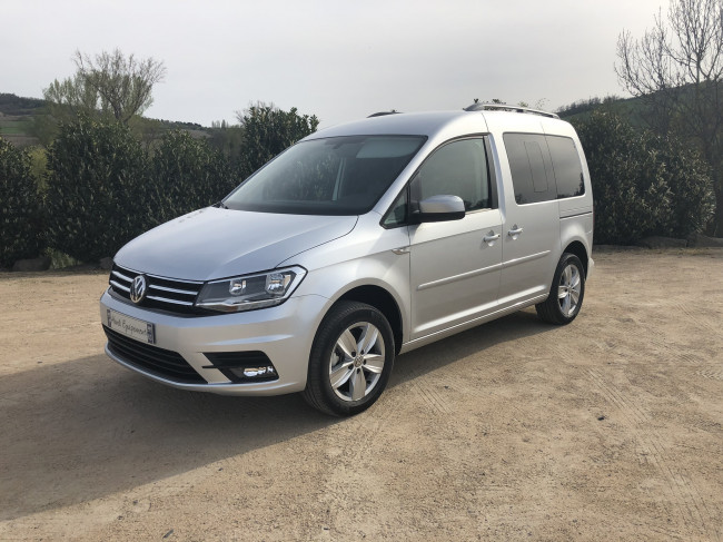 VOLKSWAGEN CADDY GRIS CONFORTLINE TPMR PMR CONDUITE FAUTEUIL ROULANT